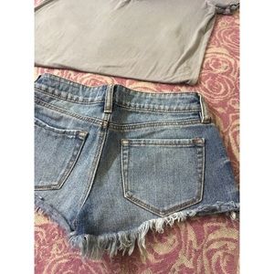 Bullhead Distressed Shorts